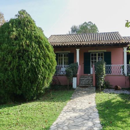 Villa Leda Karousádes Exterior foto